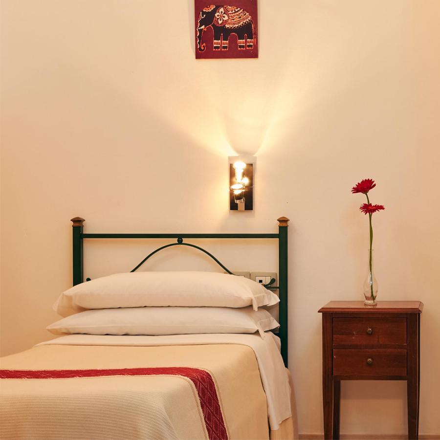 Cagliari Novecento Hotel Bagian luar foto