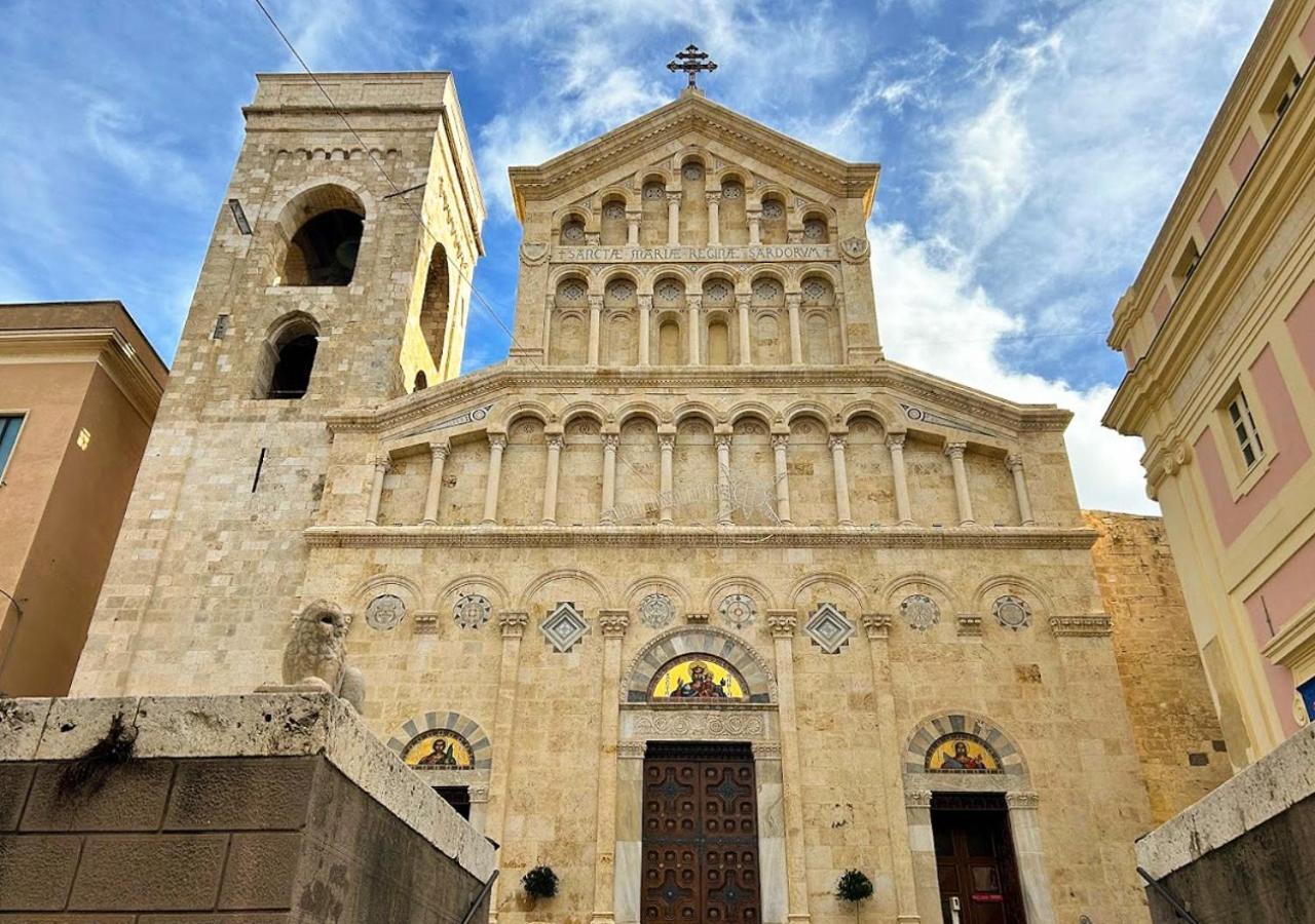 Cagliari Novecento Hotel Bagian luar foto